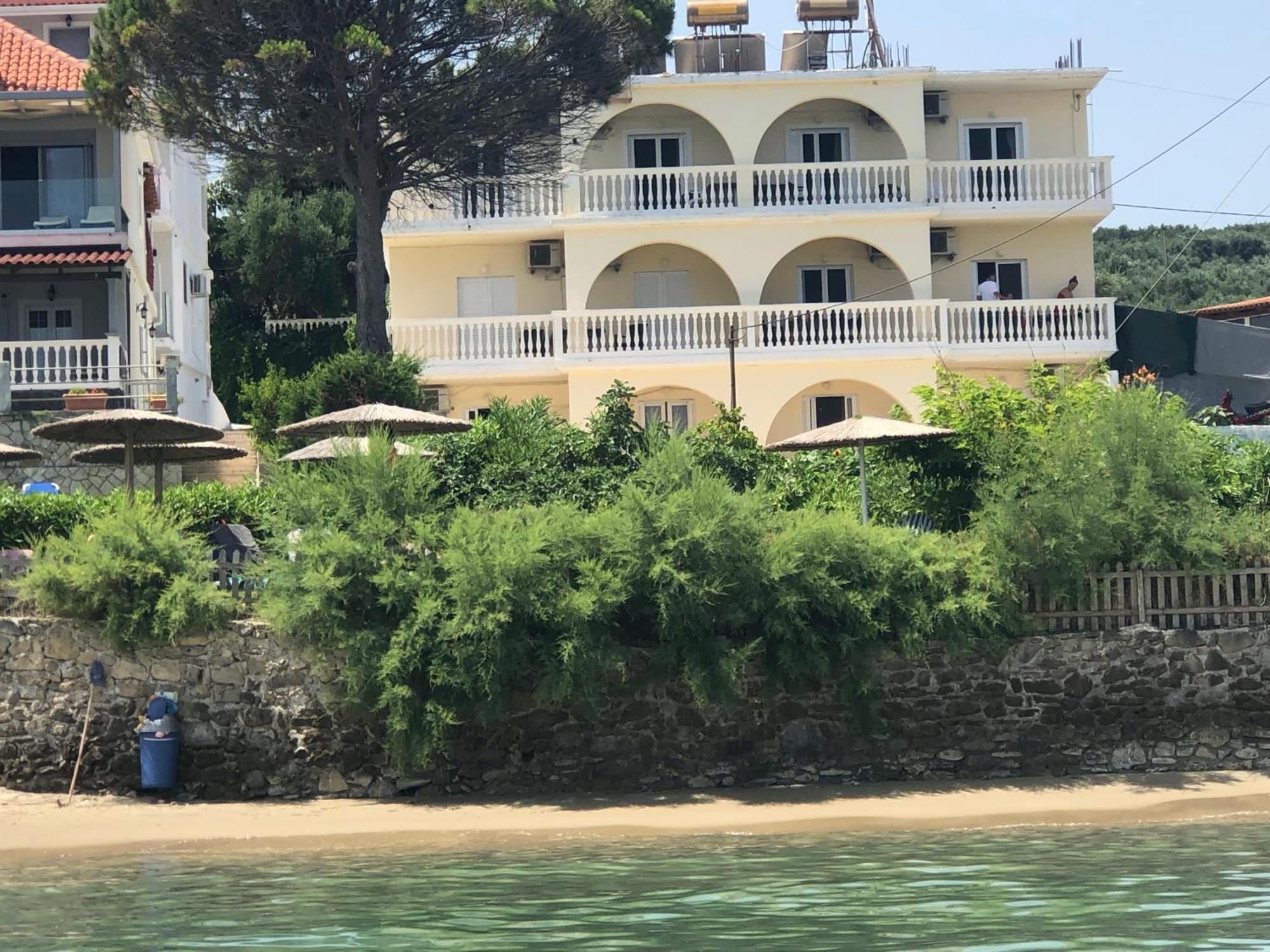 Red Sun Apartments Ammoudi Dış mekan fotoğraf